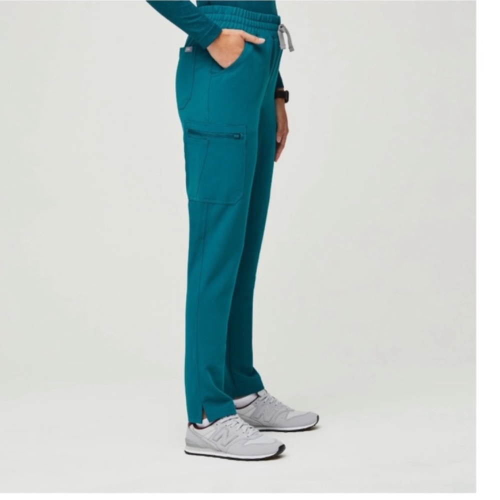 Figs Yola High Waisted TALL Scrub pants